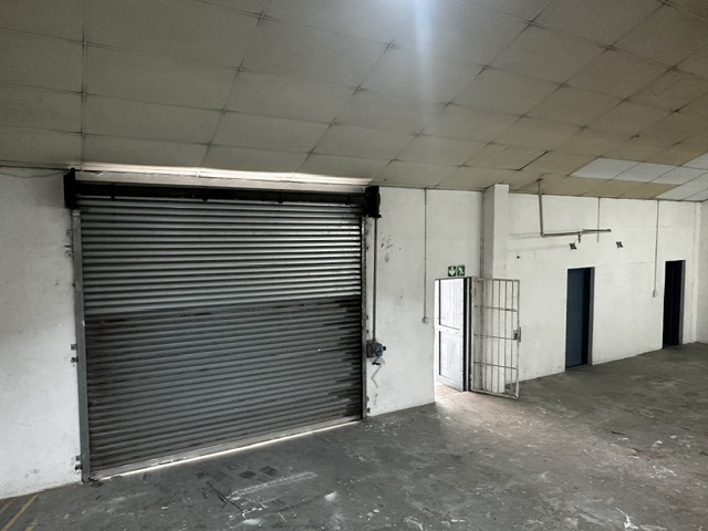 To Let Commercial Property for Rent in Paarden Eiland Western Cape